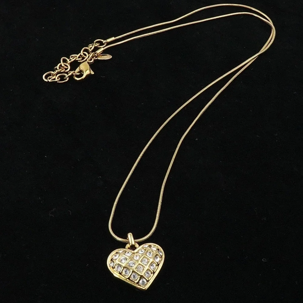 Vintage 90s Monet Rhinestone‎ Quilted Puffy Heart Gold Tone Necklace Snake Chain